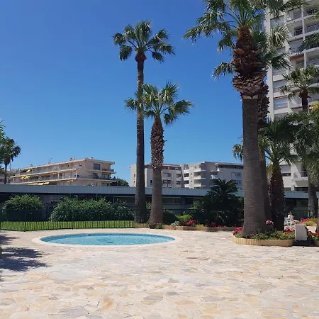 4p, Piscine, Tennis, Wifi, Proche Centre Et Plages Apartment Antibes